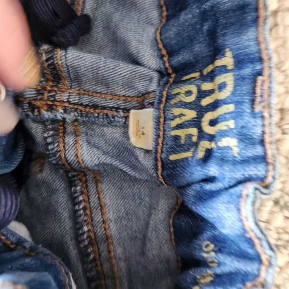 Jeans - Picture 2 of 2